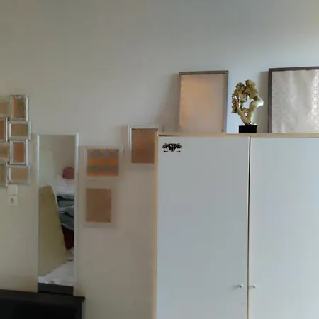 Apartment Mike's *